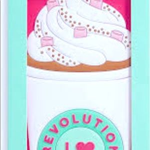 Beautiful makeup pallet By I ❤️Revolution